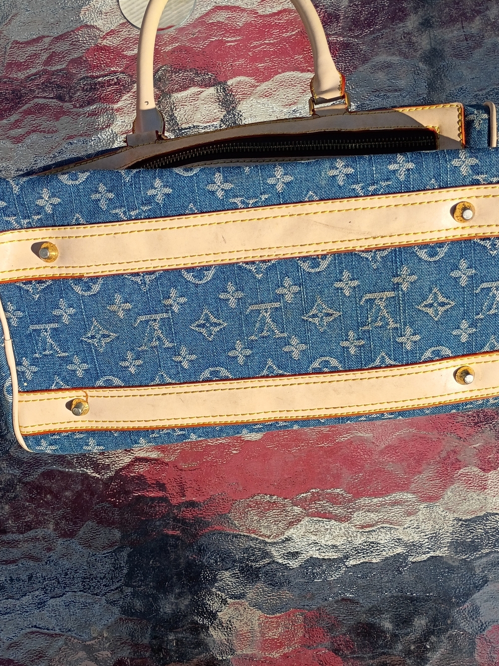 Vintage Louis Vuitton Purse - Picture 2 of 9